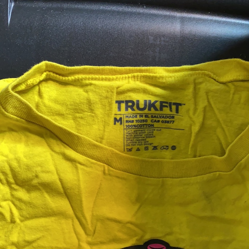 Shirt - Picture 2 of 3